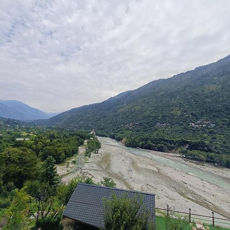 Regenta Inn By Riverside Manali Bagian luar foto