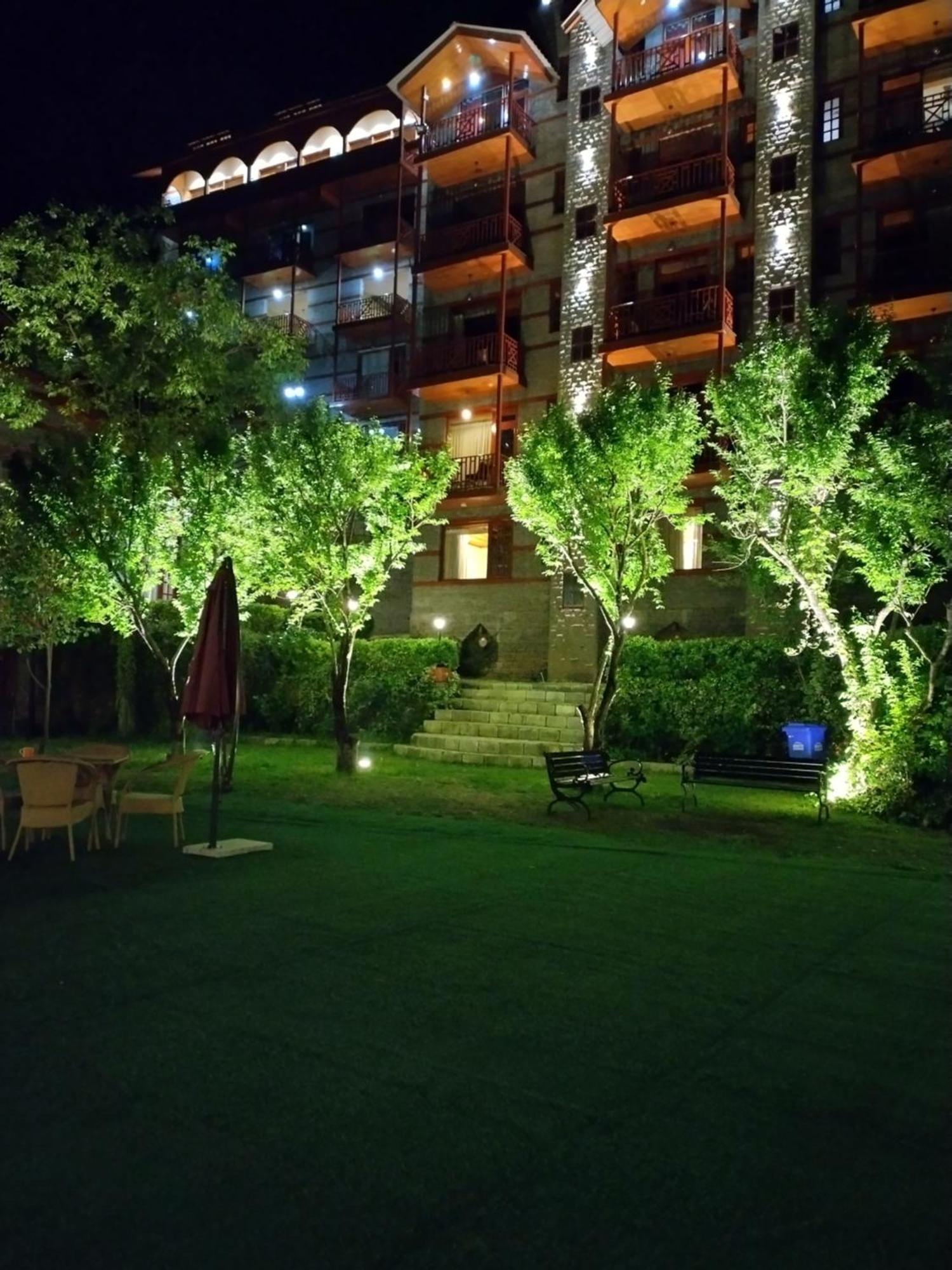 Regenta Inn By Riverside Manali Bagian luar foto