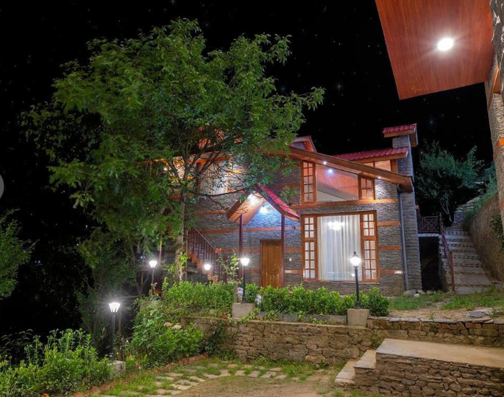 Regenta Inn By Riverside Manali Bagian luar foto