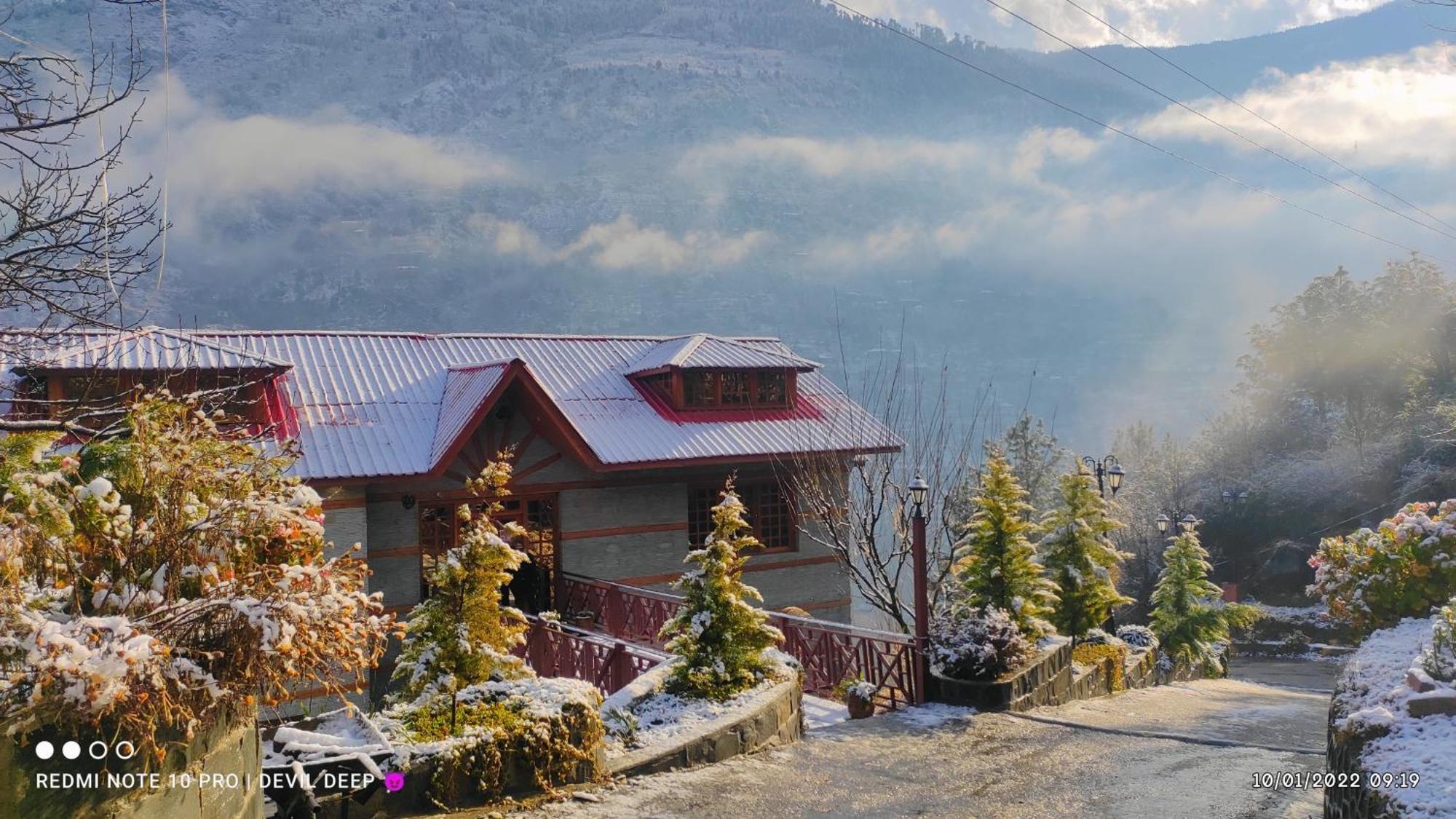 Regenta Inn By Riverside Manali Bagian luar foto