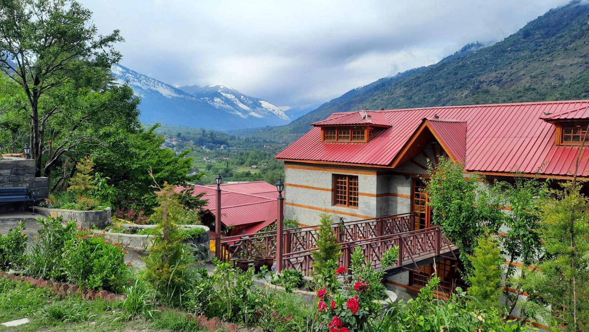 Regenta Inn By Riverside Manali Bagian luar foto