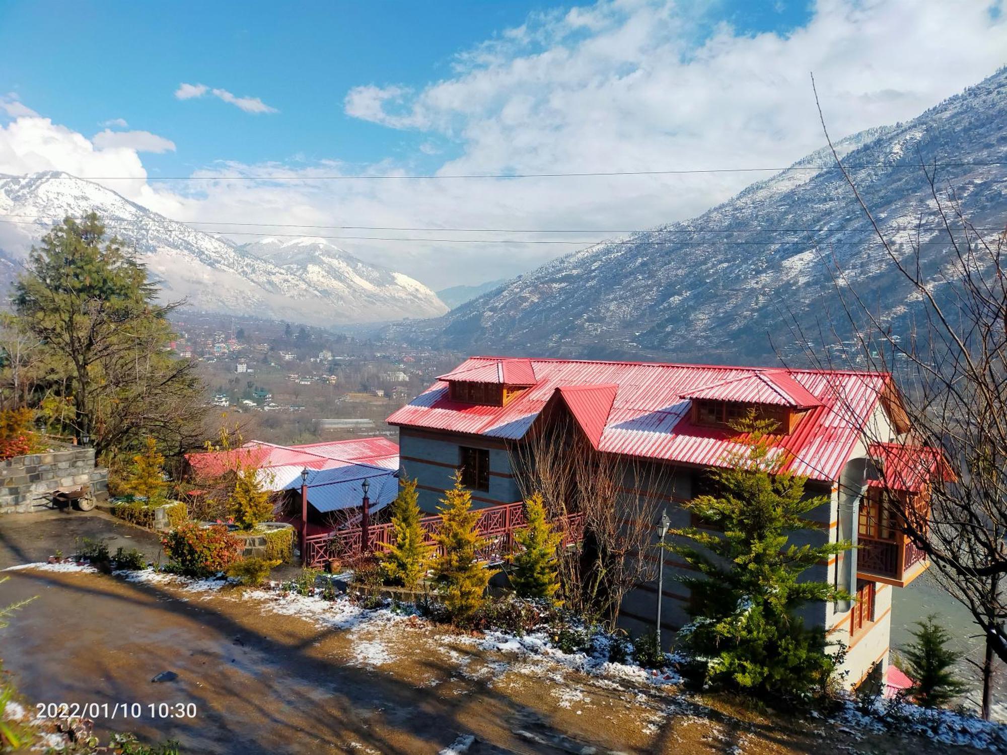 Regenta Inn By Riverside Manali Bagian luar foto