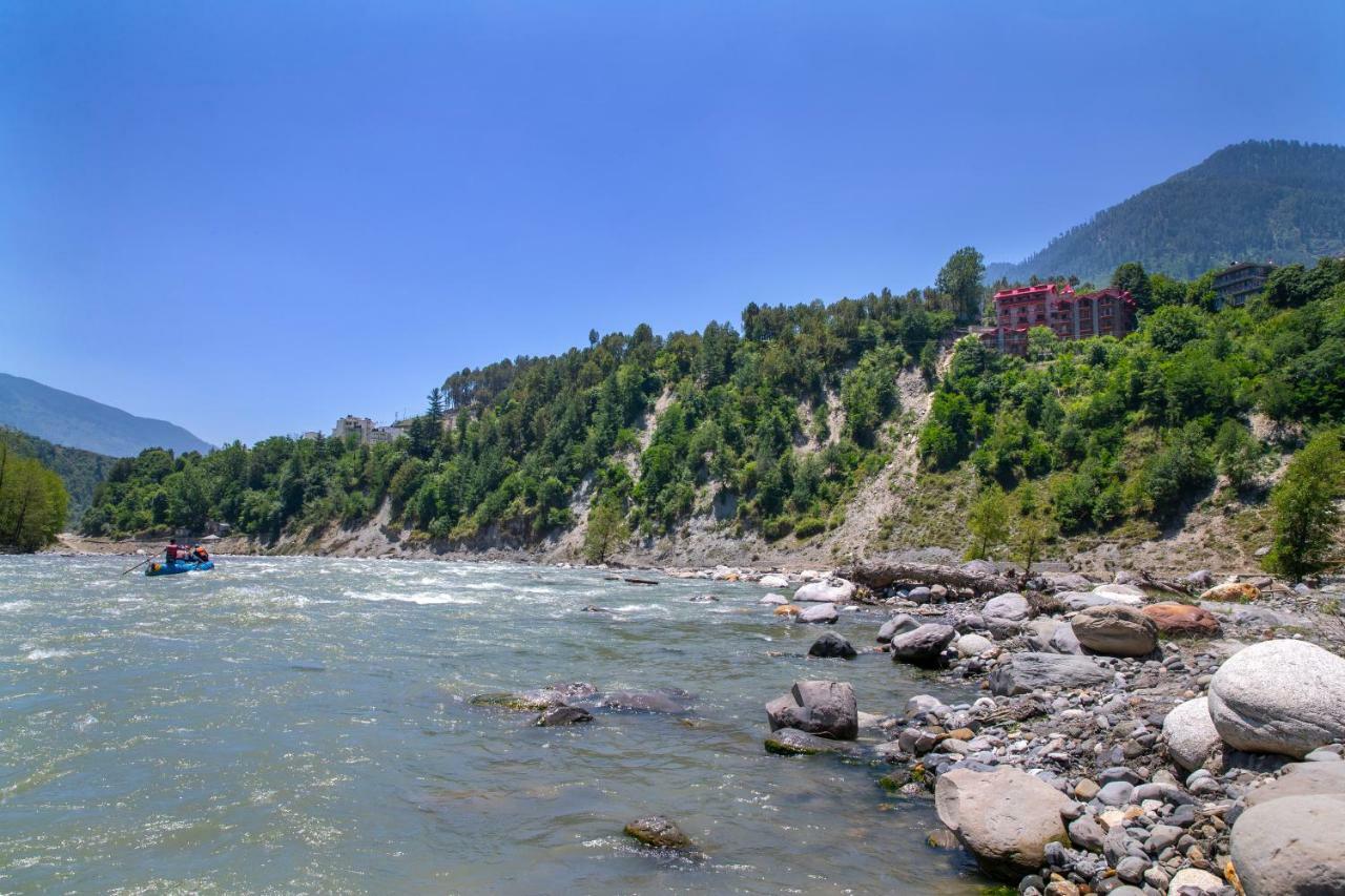Regenta Inn By Riverside Manali Bagian luar foto
