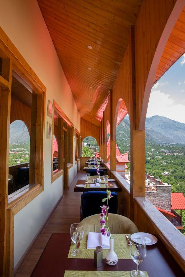 Regenta Inn By Riverside Manali Bagian luar foto