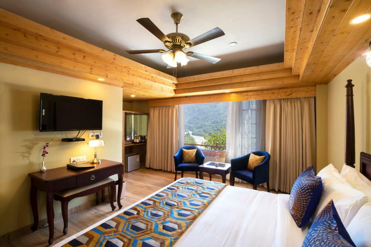 Regenta Inn By Riverside Manali Bagian luar foto