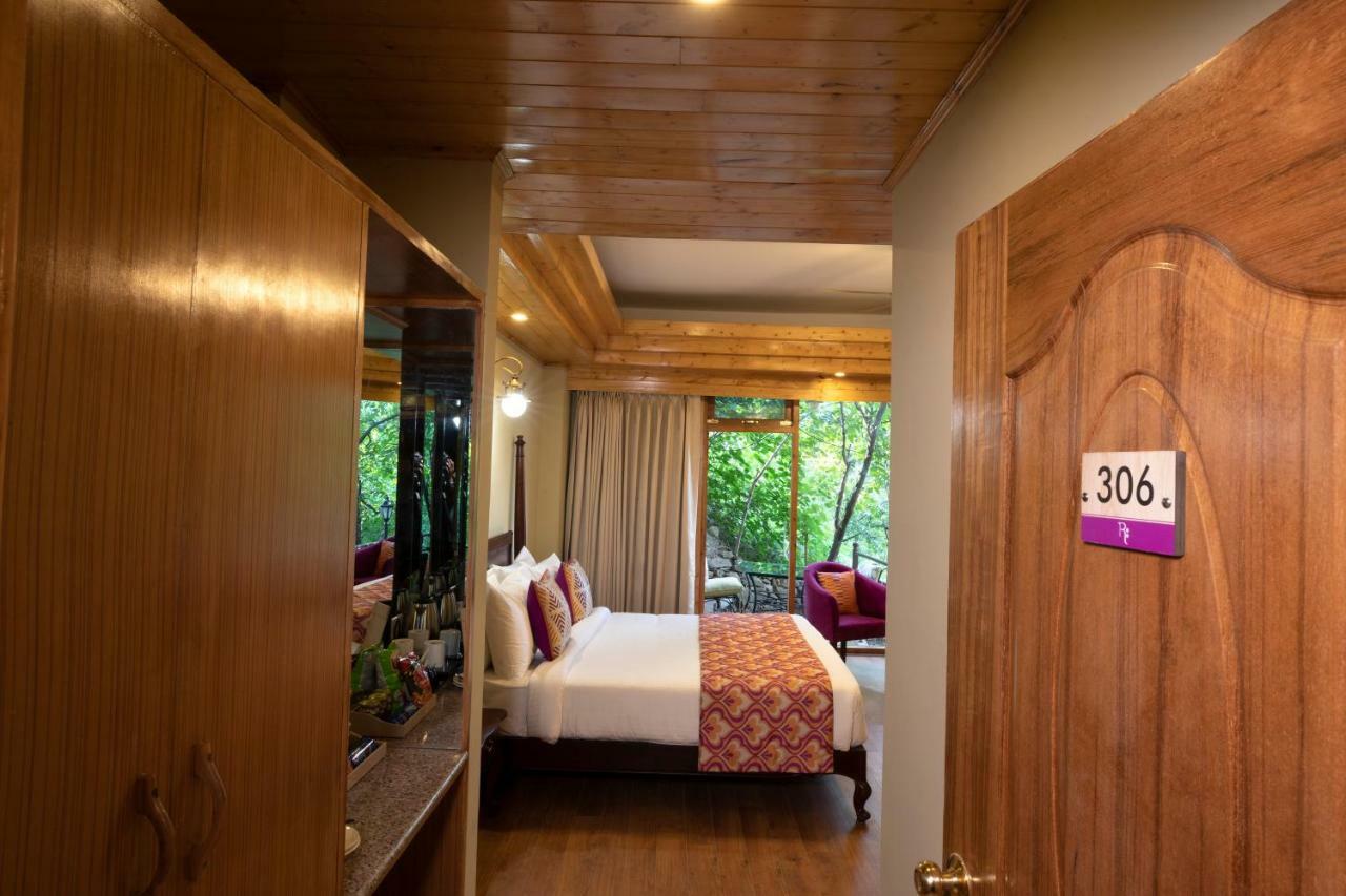 Regenta Inn By Riverside Manali Bagian luar foto